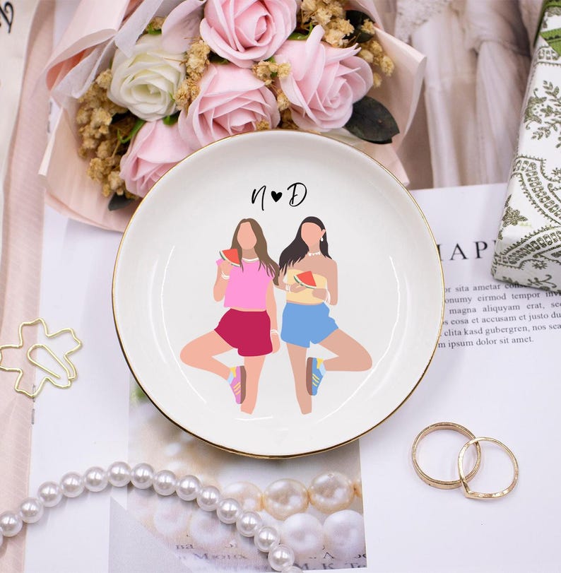 Personalized Bestie Photo Trinket Dish: Birthday Best Friend Gifts, Friendship Ring Holder, Thank You Gift For Friend TRAY - Round