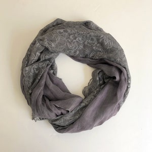 Vintage gray cotton blend scarf with floral lace trim image 8