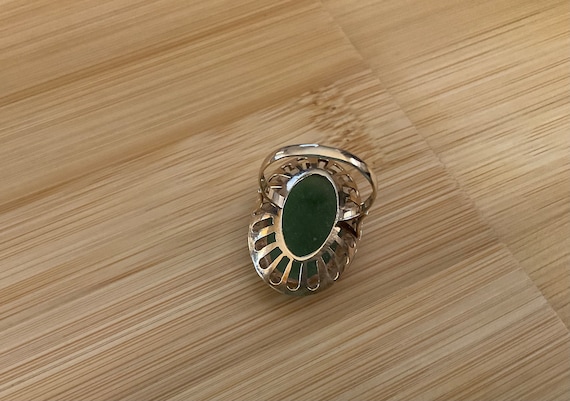 Gorgeous Vintage 14k YG Jadeite Statement Ring - image 4