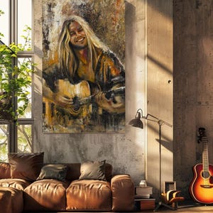 Pode incluir: Uma impress&atilde;o de arte de parede retangular vertical apresentando uma pintura a &oacute;leo de uma pessoa de cabelos longos sorrindo enquanto toca um viol&atilde;o ac&uacute;stico. A obra utiliza uma paleta de cores quentes de amarelos dourados, marrons profundos e pretos com pinceladas texturizadas.