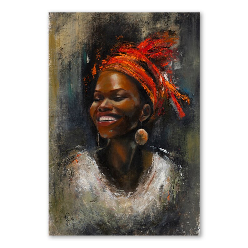 Puede incluir: Una pintura de una mujer de piel oscura que lleva un pa&ntilde;uelo de cabeza naranja brillante y una camisa blanca. Ella sonr&iacute;e y mira hacia un lado. El fondo es un lienzo oscuro y texturizado.
