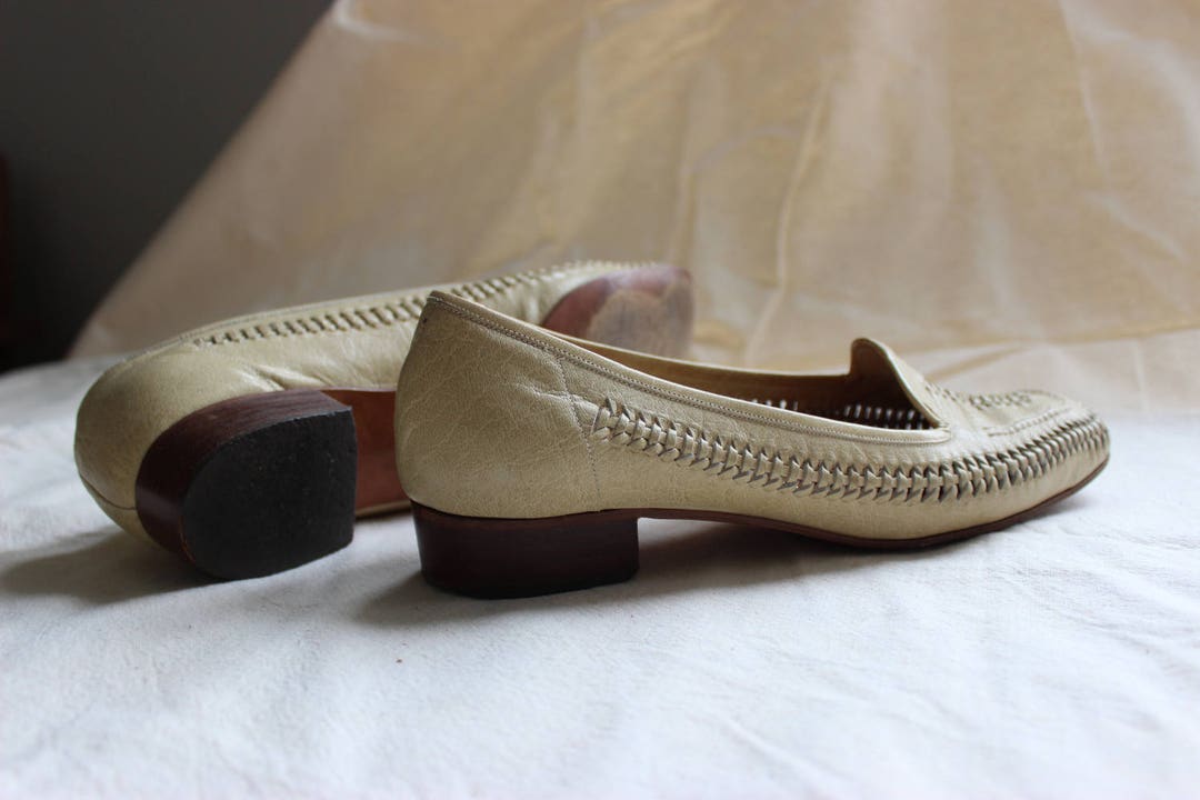 9 N Vintage Italian Made Women's Leather Loafers / - Etsy