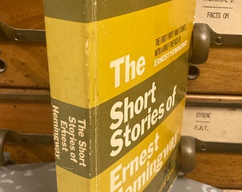 The Short Stories of Ernest Hemingway, Vintage Book, Paperback Book, Book Collector Gift, Collectible Book, Charles Scribner's Sons