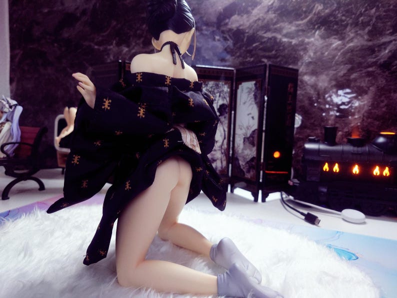 Elegant Japanese Girl Beauty Figure 1/4 Scale Collectible Model Exquisite Real Kimono Art Statue Adult Anime Enthusiast Gift image 8