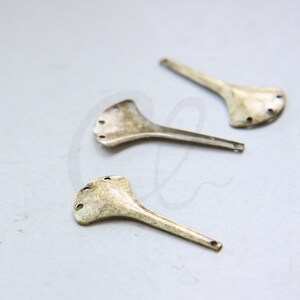 2 Pieces Antique Brass Fan Shape Earring Components - 31x16mm (3022C)