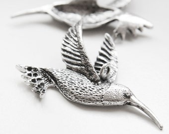 2pcs Oxidized Silver Tone Base Metal Pendant - Hummingbird (37C-P-17A)
