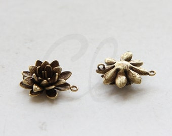 2 Pieces Antique Brass Charm - Link - Flower 19x17mm (9662Z-M-426)