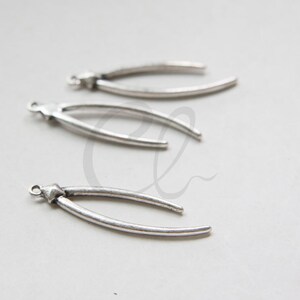 2 Pieces Oxidized Silver Tone Base Metal Charm - Branches 43x13mm (3109C-H-308)A40