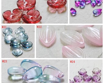 10 sztuk o różnym kształcie Liść - Kwiat - Płatek (G236-2)