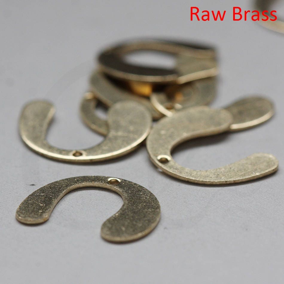 高評価のクリスマスプレゼント Solid (3869C 12.8x15.9mm Charm - Link U - Circle Half Brass アクセサリー