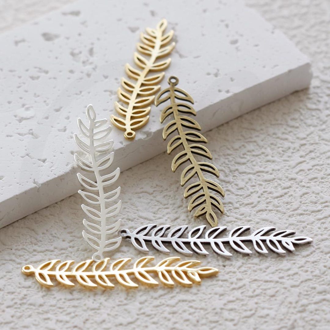 ヨハン•ペラトーネル正規品！！(ラグジュアリー•ニューヨーク） 売切り値下げ！！ yohji yamamoto - GOTHIC YOHJI YAMAMOTO WOLF DAGGER PENDANT