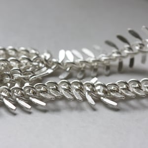 One Foot Premium Silver Plated Brass Chain-Fish Bone 10-11mm (CP110)