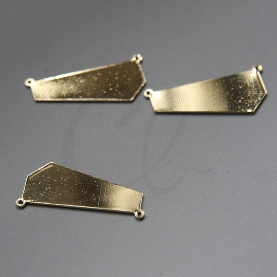 One Piece Premium Gold Plated Brass Base Irregular Link