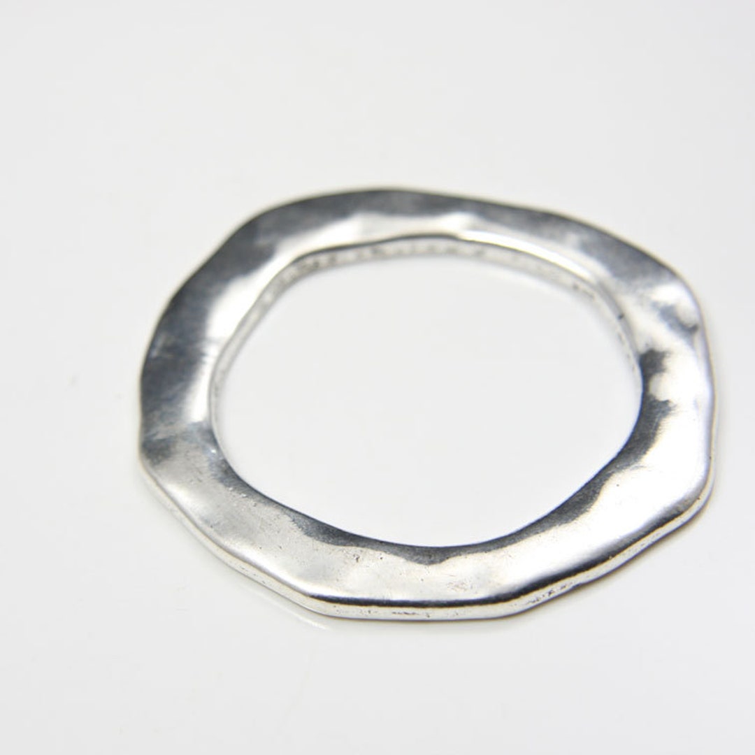 2 Pieces Oxidized Silver Tone Base Metal Rings-52x54mm 2 Pieces Oxidized Silver Tone Base Metal Rings-52x54mm