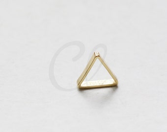 2 Pieces Premium Gold Plated Brass Base Triangle Frame - Link 8x2.2mm (3010C-W-282)