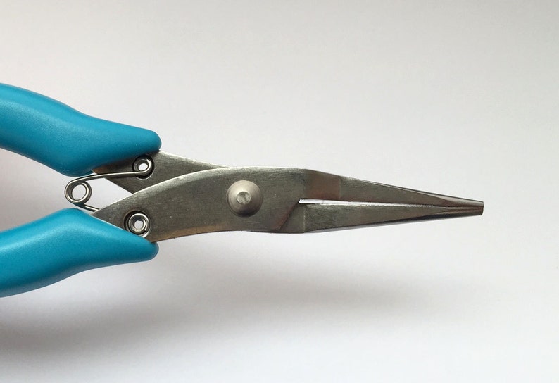 24702 One Japanese Style Chain Nose Plier 5.5 Inch