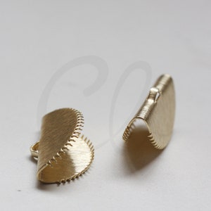 10 Pieces Solid Raw Brass Brushed Clam - Flat Crimp - Cord - Ribbon Ends - Ending 20x11.5mm (3854C-V-192)