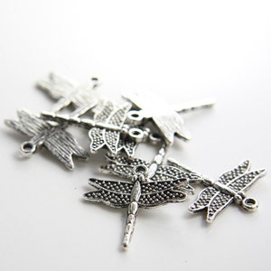 18 Pieces Oxidized Silver Tone Base Metal Charms-Dragonfly 26x24mm (709Y-A-134)A25