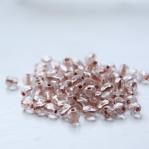 50 Pieces Czech Fire Polish Glass Faceted Round-Transparent Crystal Copper Lined 4mm (CZ4B-4477-M-32)
