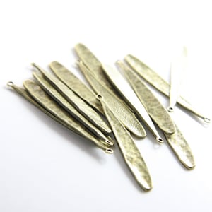 2 Pieces Oxidized Silver Plated Brass Base Crescent Link 2 Pieces Oxidized Silver Plated Brass Base Crescent Link