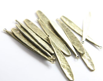 14 Pieces Antique Brass Tone Base Metal Charm - Leaf 41x6mm (25669Y-B-107)(35719)A5