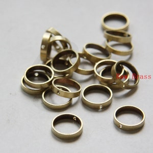 20 Pieces Raw Brass Round Frame - Round - One Hole 12mm (3285C-F-88)