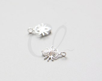 One Piece Premium Silver Plated Brass Base Charm - Spider with Rhinestone 10x8mm (3058C-W-389)