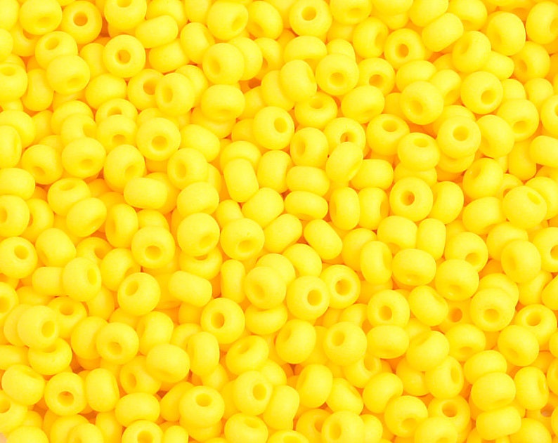 25 Grams Czech Preciosa 6//0 Seed Bead-Matte Opaque Golden Yellow-Size 6 PS01004