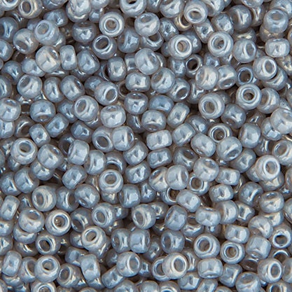 8-526, Miyuki 22g Silver Grey Ceylon 8-526, Miyuki 22g Silver Grey Ceylon