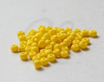 10 Grams Czech Rocailles Preciosa 6/0  Seed Beads - Matte Opaque Golden Yellow-Size 6 (6C2-1004-Q-372)