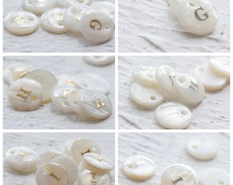 Natural Shell With Gold Alphabet Charm Alphabet Letter Round 11mm G44 ...
