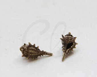 2 Pieces Antique Brass Charm - Sea Snail - Shell 22x11mm (67Z-N-2)