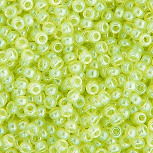 11-371, Miyuki 22g Pale Moss Green Luster 11-371, Miyuki 22g Pale Moss Green Luster