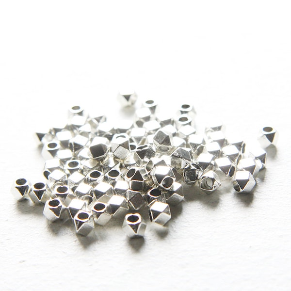 100pcs Oxidized Silver Tone Base Metal Spacers-Faceted Square 4.5mm with approx. 2.5mm hole (2788X-J-72)