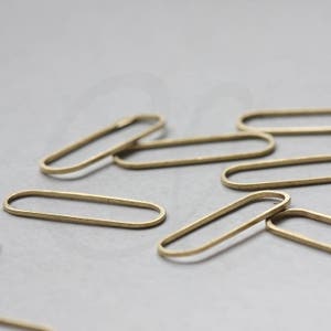 20 Pieces Raw Brass Cut Rectangle Ring - No Hole - Link - Connector 25x8x1mm (3459C-V-10)