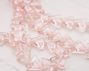 4 Pieces Czech Glass Triangle -Rosaline 11x13mm (CZH3-PG32302-M-509)