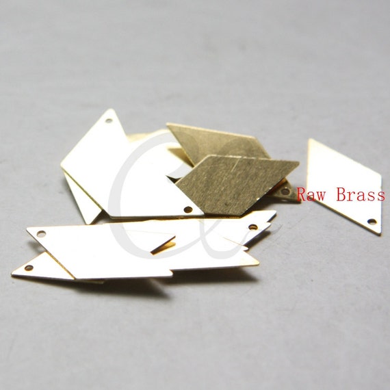 25.5x13mm 30 Pieces Raw Brass Diamond Shape Charm 3048C-M-6