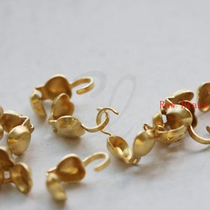 60 piezas de latón de latón crudo base almeja corazón punta de cuenta - 4 mm (1847C-I-447)