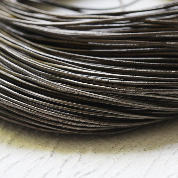 2 Meters Pearl Grey Premium Genuine Leather Cord - Round