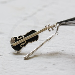 One Piece Solid Sterling Silver Charm - Enamelled - Violin 27.5x9mm