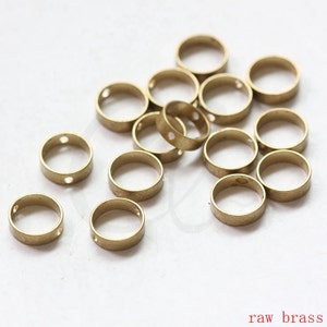 20 Pieces Raw Brass Round Charm - Bead Frame - Spacer 8x2.5mm (3062C-S-410)