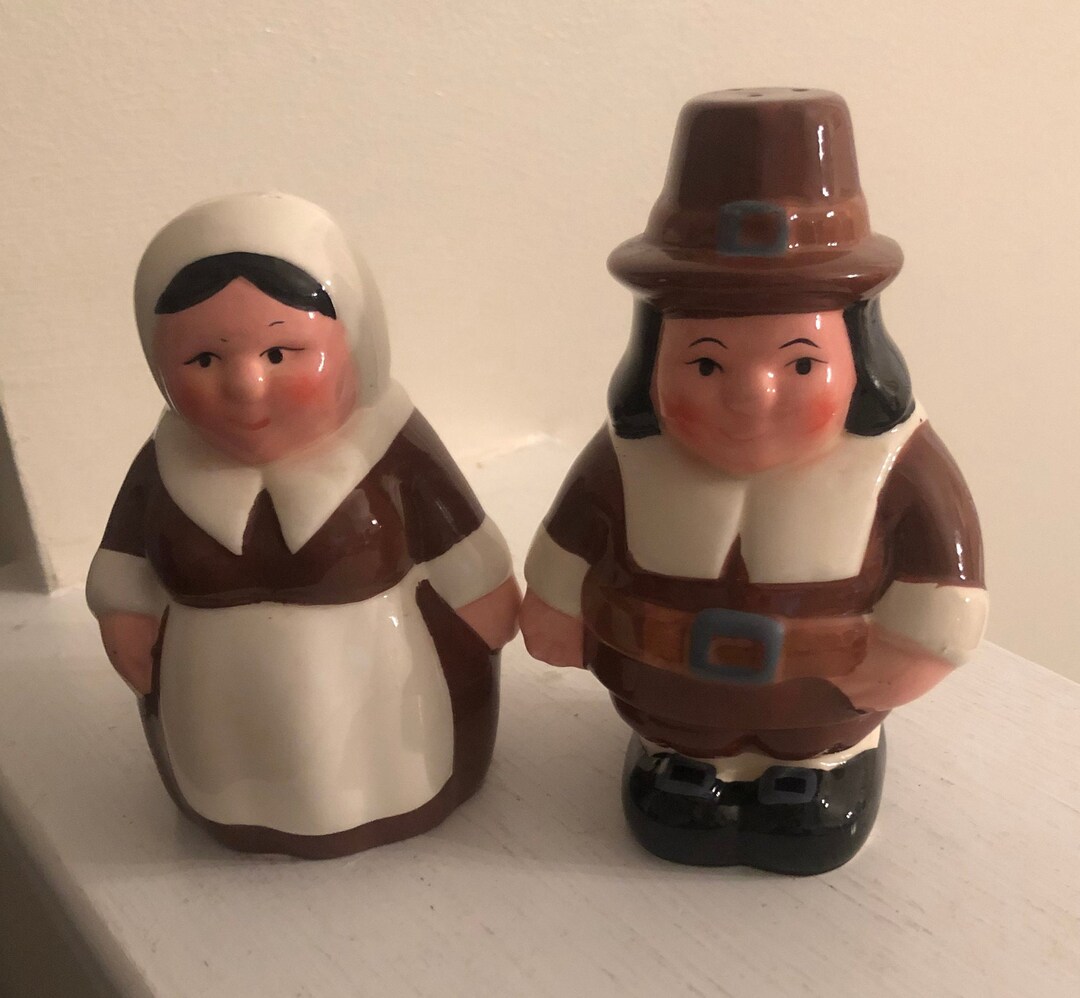 Vintage Pilgrim Pair Salt and Pepper Shakers Etsy