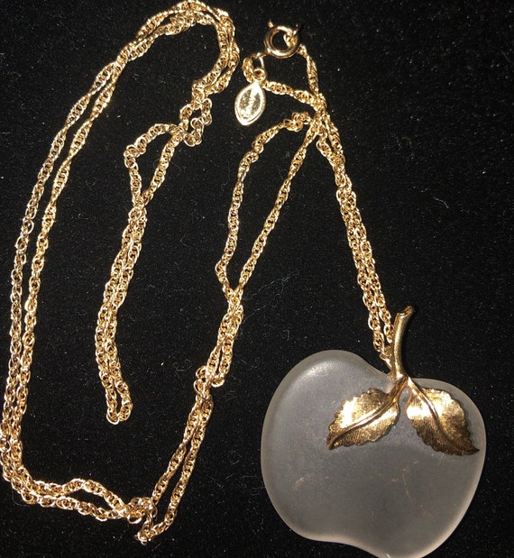 Vintage Avon Frosted Apple Pendant Necklace - image 2