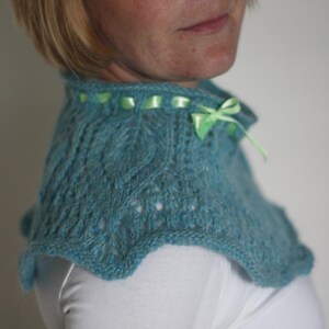 Ocean Blue Collar PDF Knitting Pattern. image 3