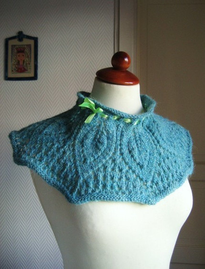 Ocean Blue Collar PDF Knitting Pattern. image 1