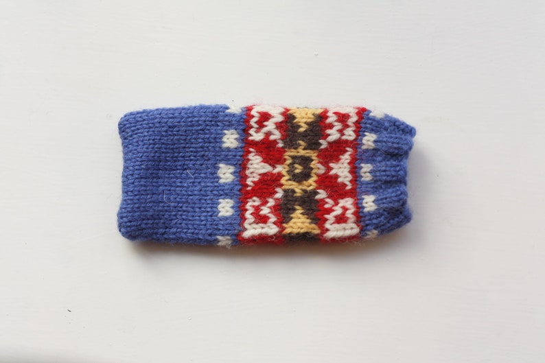 Fair Isle iPhone Sock PDF knitting pattern image 4