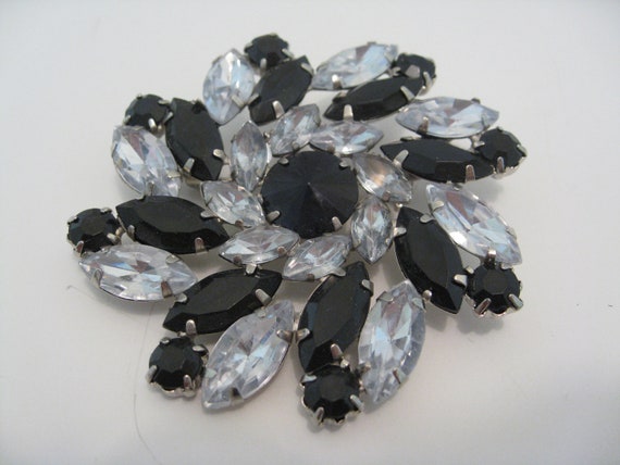 Vintage Swirling Black and White Rhinestone Brooch