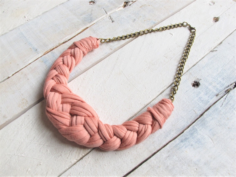 crochet necklace knitted necklace knotted necklace quartz pink necklace Pastel pink necklace cotton necklace tshirt yarn necklace.