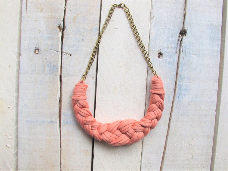 crochet necklace knitted necklace knotted necklace quartz pink necklace Pastel pink necklace cotton necklace tshirt yarn necklace.