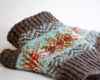 Bracken Mitts Knitting Pattern